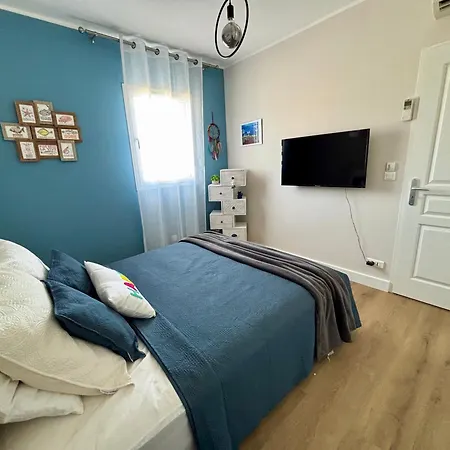 Apartament A 3 Pas De La De Sant'ambroggio Lumio (Corsica)