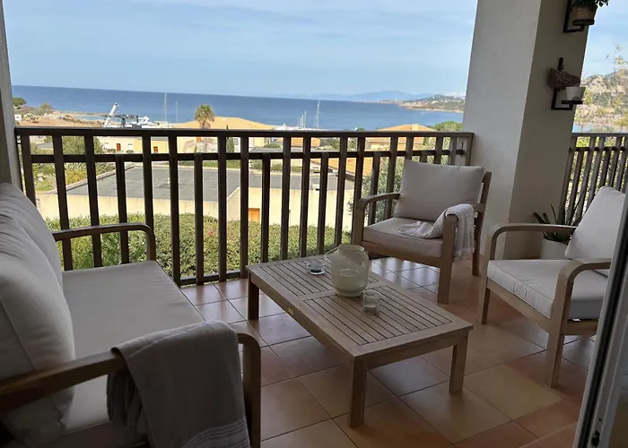 Daire A 3 Pas De La De Sant'ambroggio Lumio (Corsica)