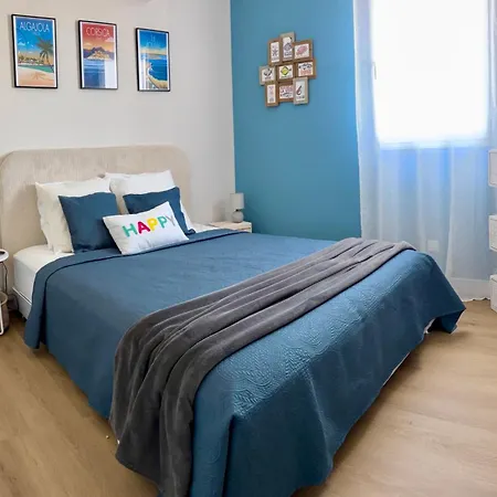 A 3 Pas De La De Sant'ambroggio * Lumio (Corsica)