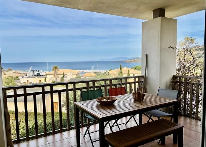 A 3 Pas De La De Sant'ambroggio * 卢米奥